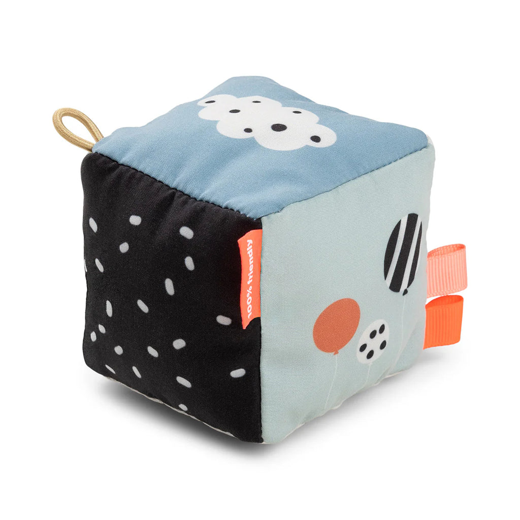 Cubo de bebé - nubes felices - mezcla de colores